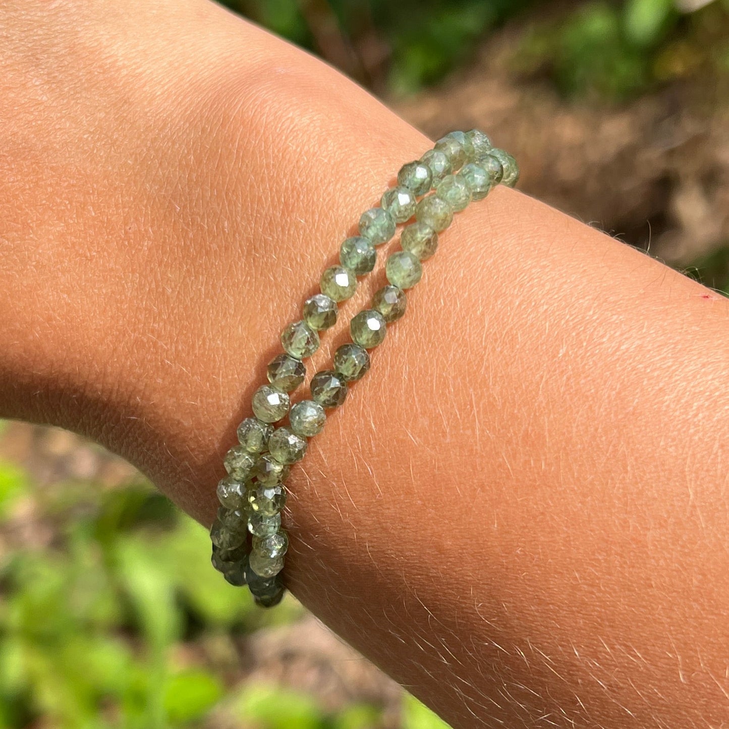 Apatit grün Armband fac. ca. 4 mm / 18-19 cm 18AP