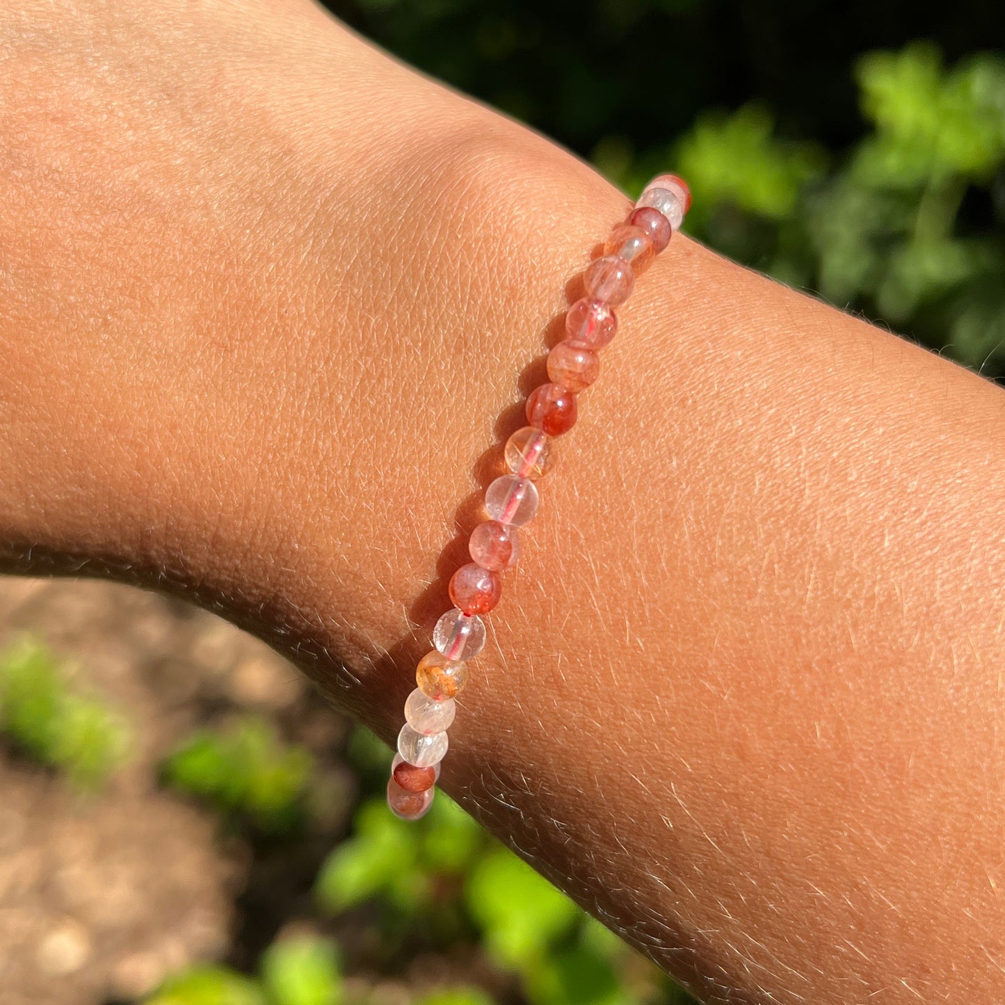 Hämatoitquarz Kugel Armband ca. 4 mm / 18-19 cm 14FE