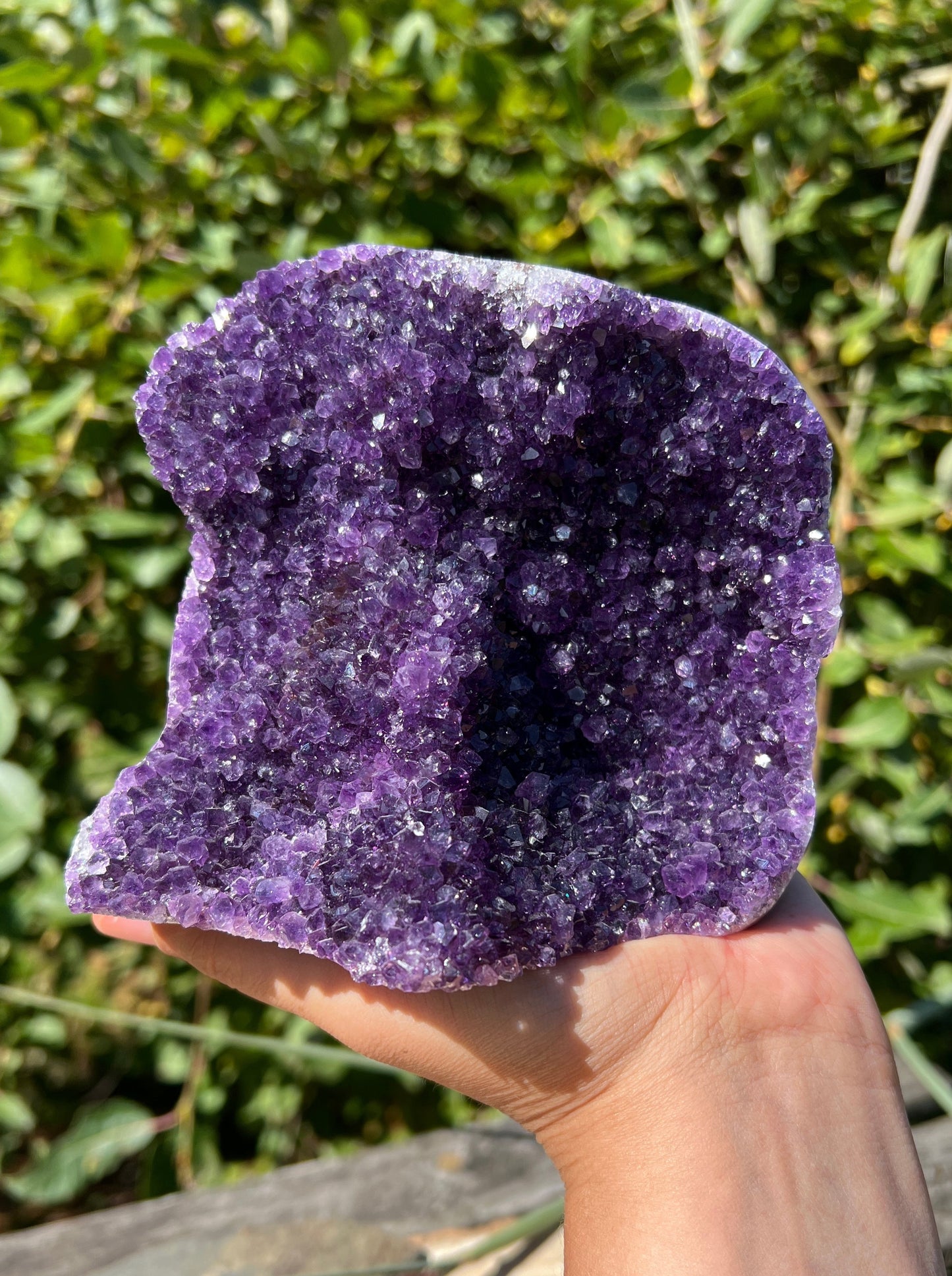 Amethyst Kirstall Freiform mit Standfläche extra A - Qualität Nr.1