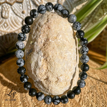 Lade das Bild in den Galerie-Viewer, Schneeflocken Obsidian Kugel Armband 6mm
